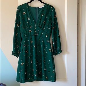 Gorgeous green dress, perfect for weddings!